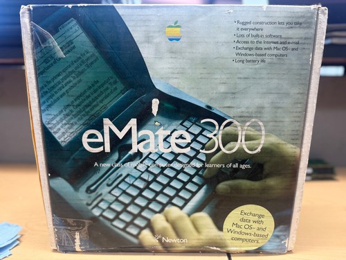 Open box apple - newton, emate
